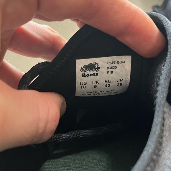 Men’s Roots shoes - Picture 3 of 7